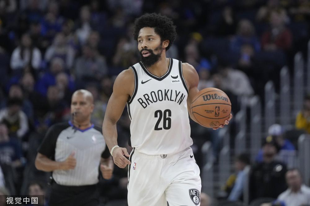 定价500万美元 限量1000万张 特朗普为何亲自推销卖“卡”.